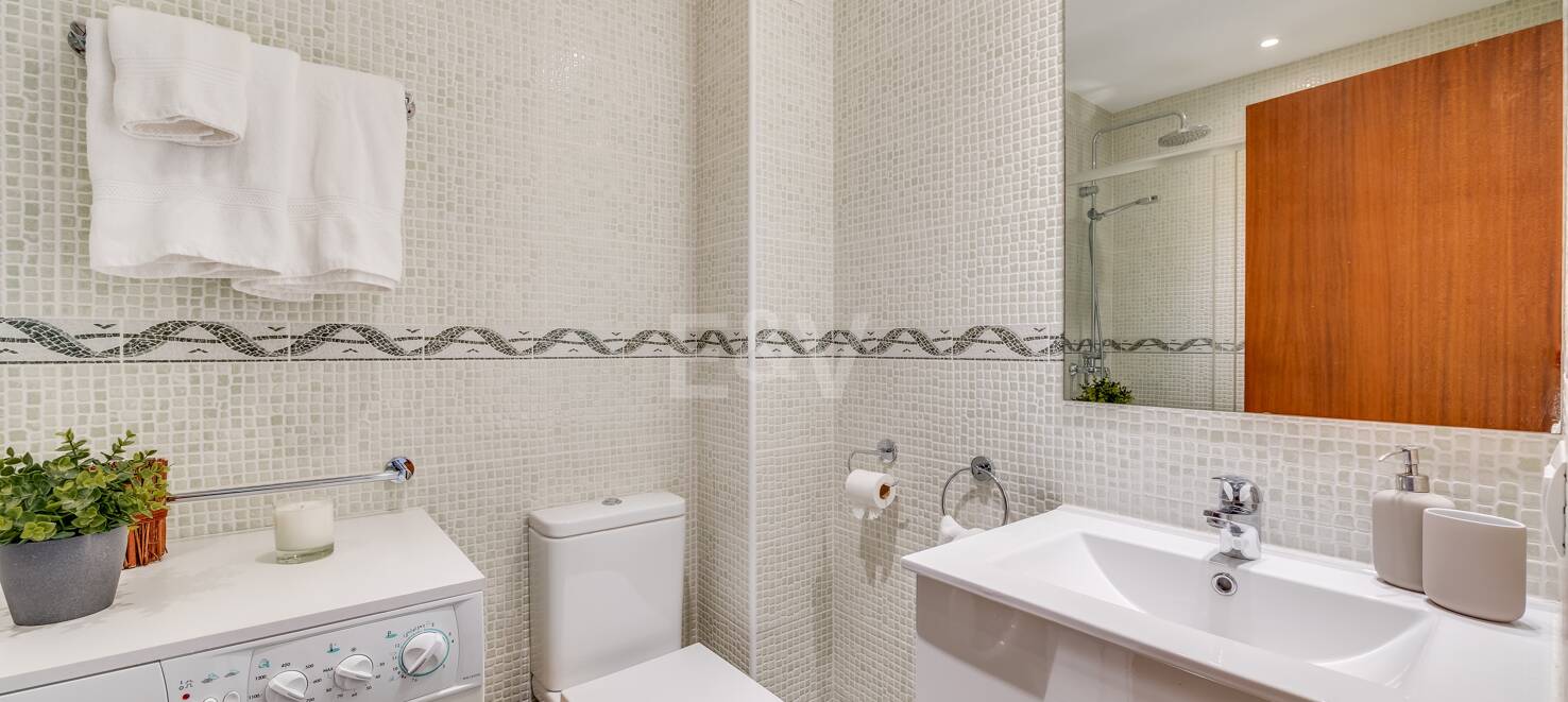 Estudio renovado junto a la playa en Elviria – A pasos de Nikki Beach alquiler flexible desde 2 meses