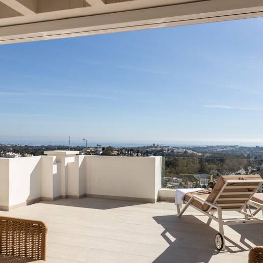 Beautiful apartment in Aloha within a luxurious development