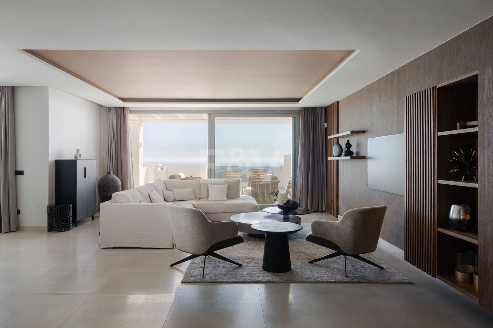 Beautiful apartment in Aloha within a luxurious development