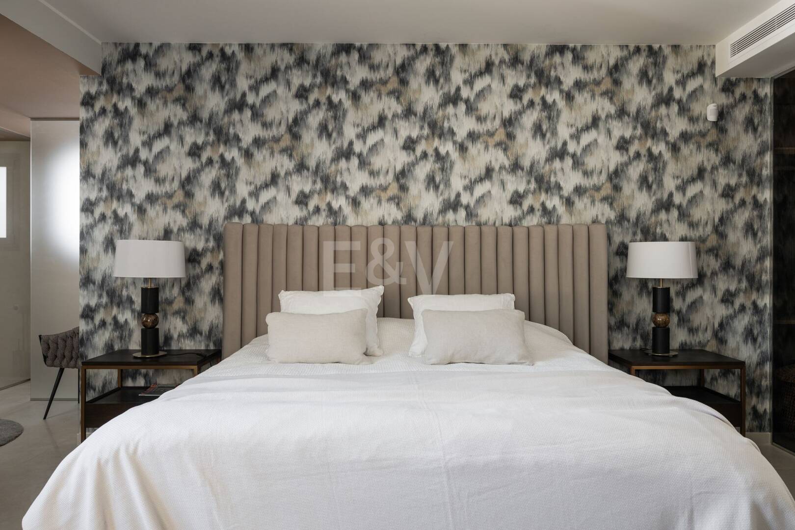 Beautiful apartment in Aloha within a luxurious development