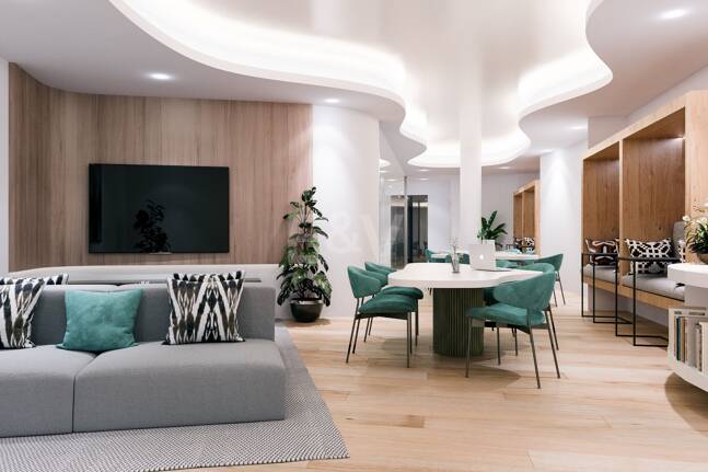 Guadalmina Frontline Golf Penthouse med Panoramic Terraces och Prime Amenities