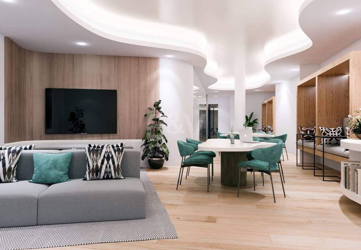 Guadalmina Frontline Golf Penthouse med Panoramic Terraces och Prime Amenities