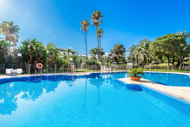 Penthouse i centrum av Puerto Banús med Mountain Views