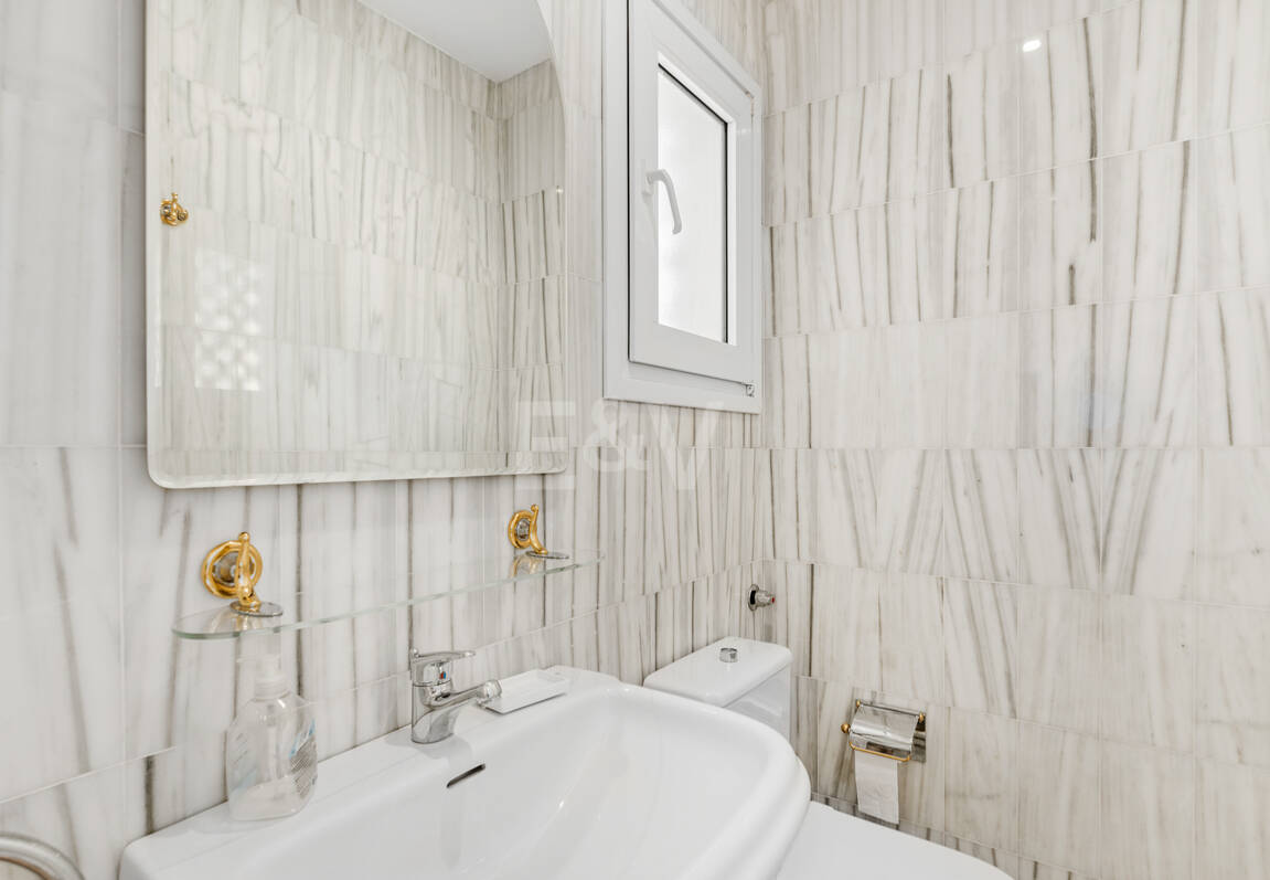 Penthouse i centrum av Puerto Banús med Mountain Views