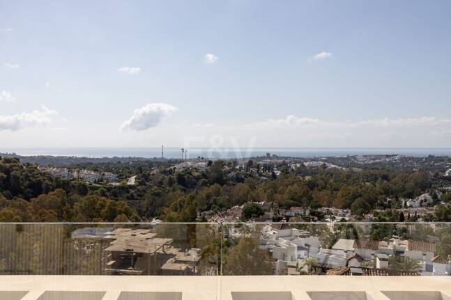 Penthouse duplex de luxe exclusif avec vue panoramique spectaculaire à Aloha.