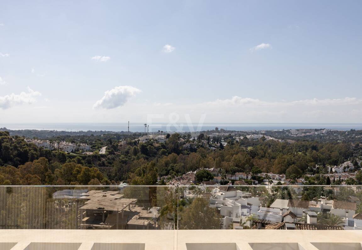 Penthouse duplex de luxe exclusif avec vue panoramique spectaculaire à Aloha.