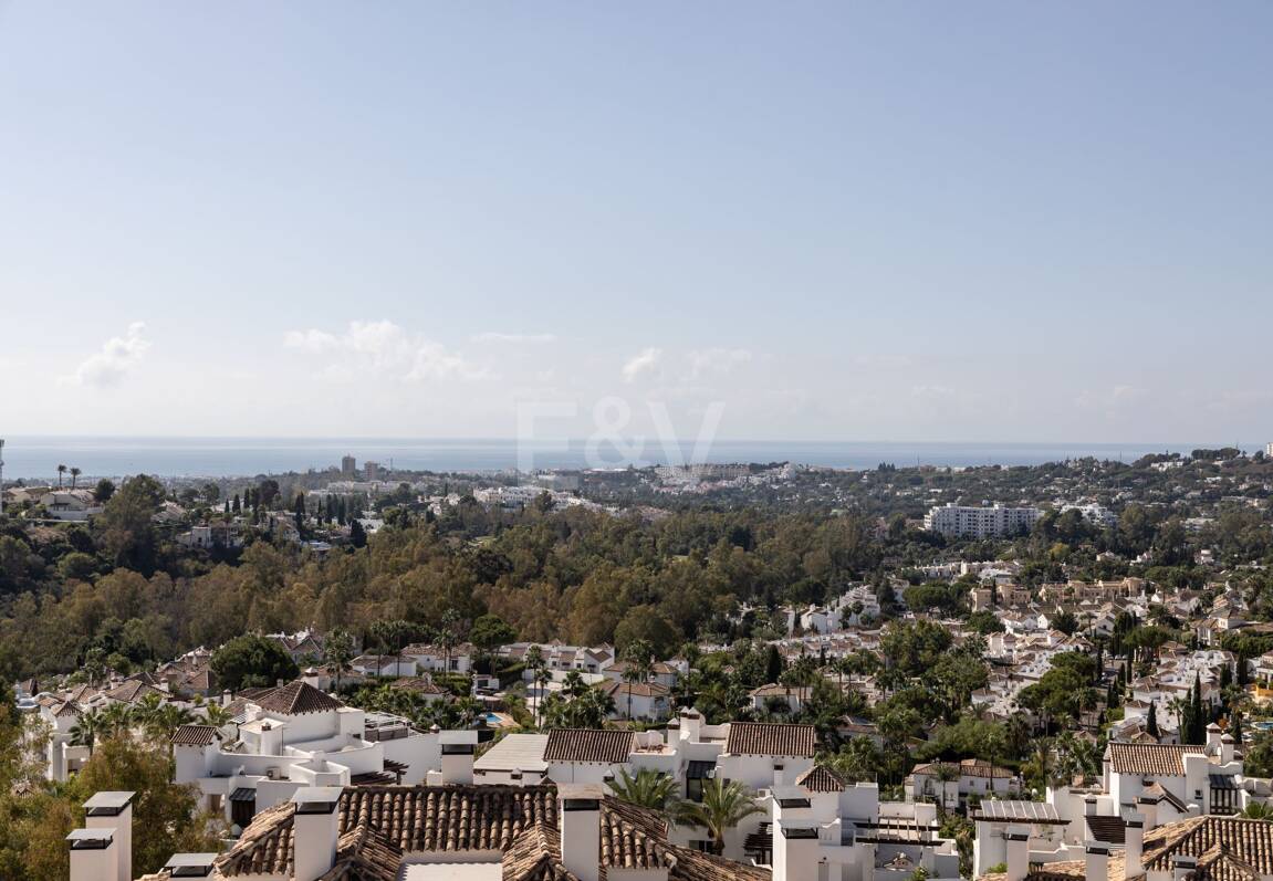 Penthouse duplex de luxe exclusif avec vue panoramique spectaculaire à Aloha.
