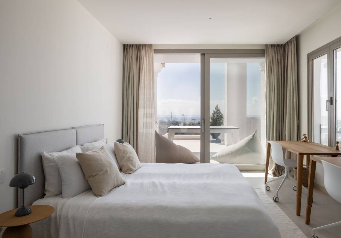 Exklusives Luxus-Maisonette-Penthouse mit spektakulären Panoramablicken in Aloha.