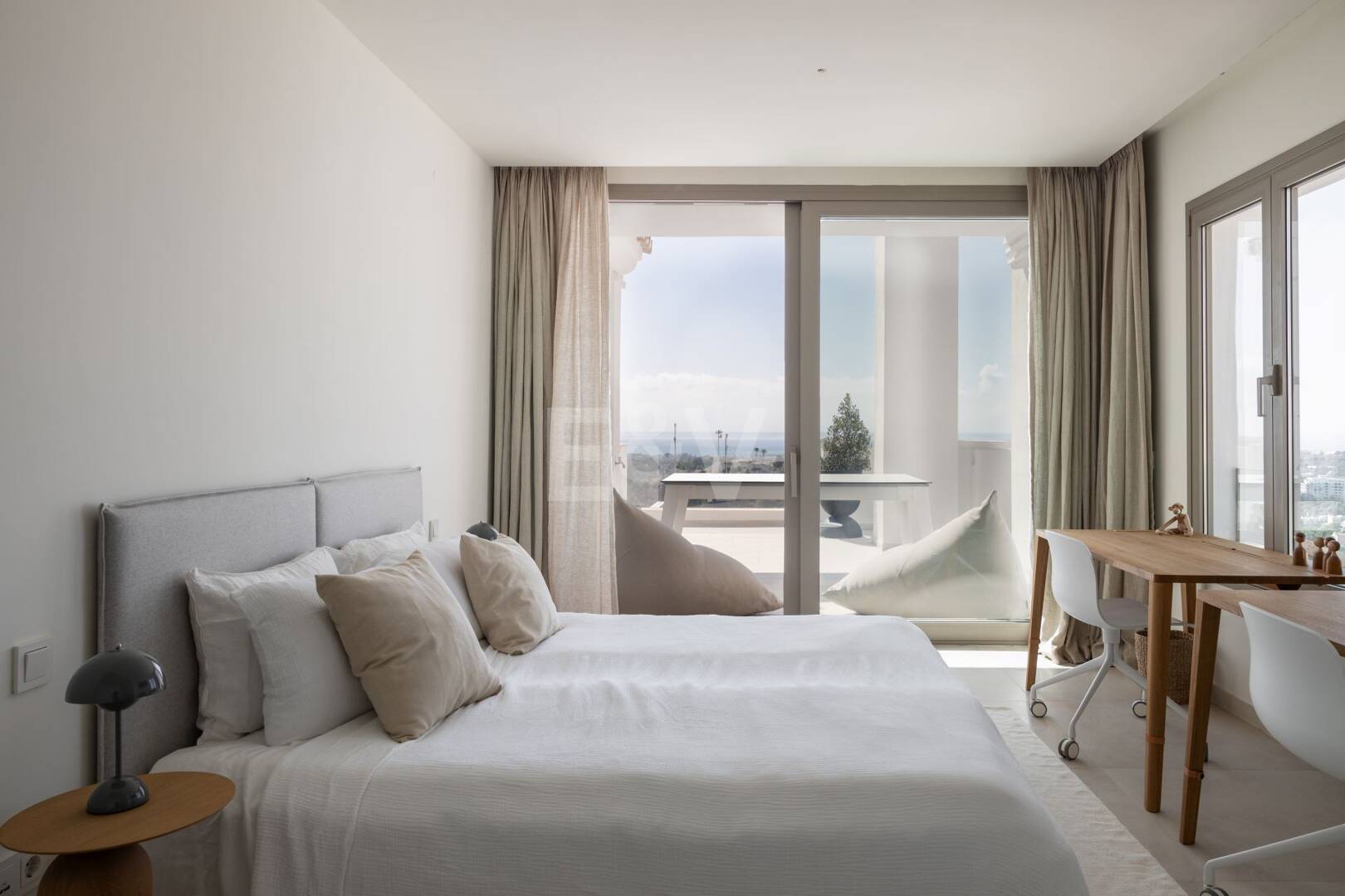 Penthouse duplex de luxe exclusif avec vue panoramique spectaculaire à Aloha.