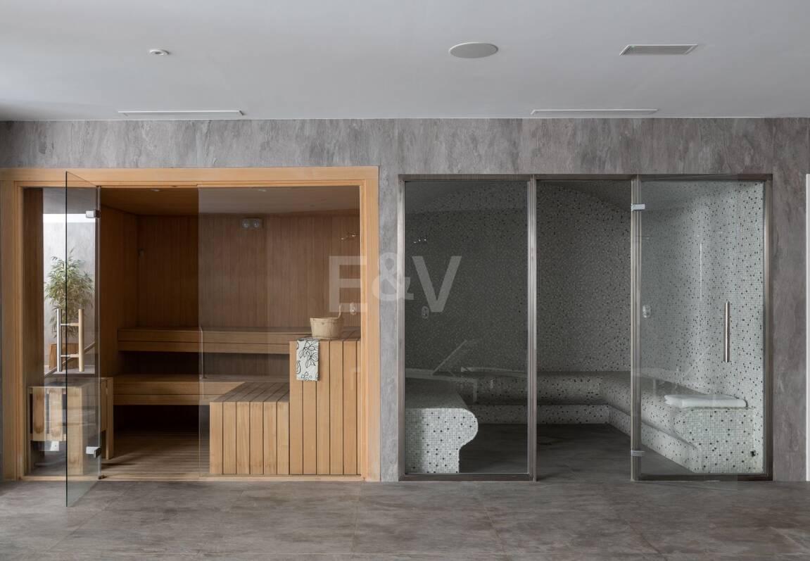 Penthouse duplex de luxe exclusif avec vue panoramique spectaculaire à Aloha.