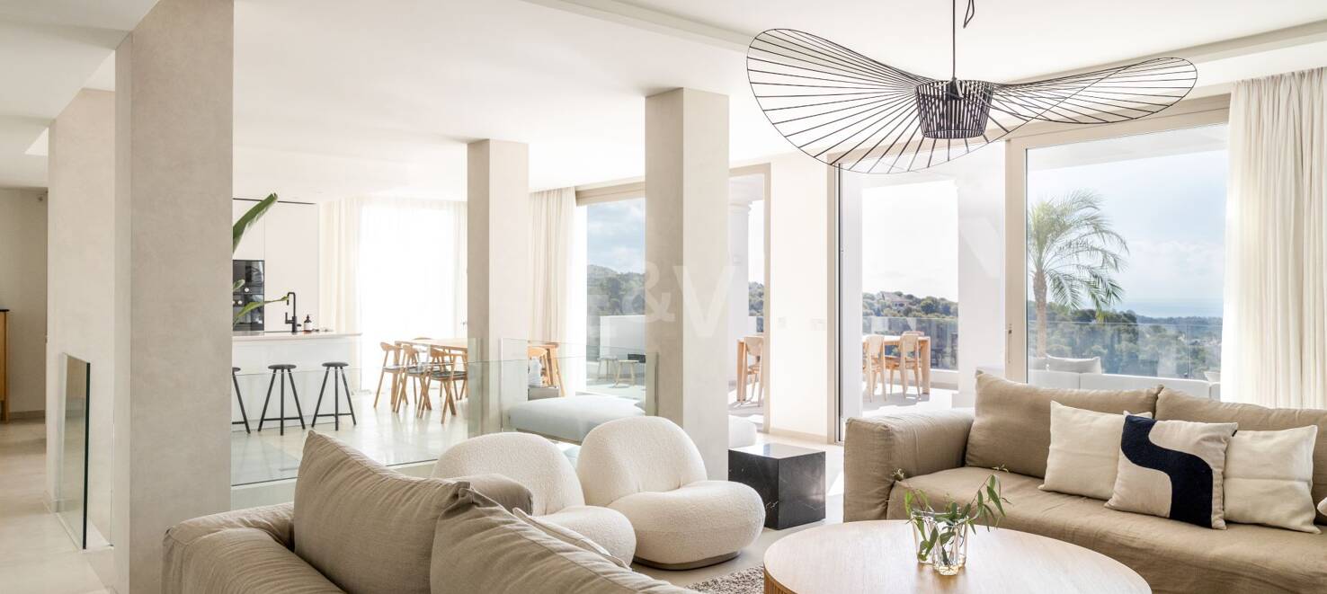 Penthouse duplex de luxe exclusif avec vue panoramique spectaculaire à Aloha.