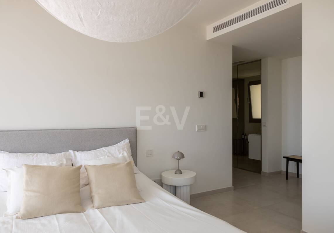 Exklusives Luxus-Maisonette-Penthouse mit spektakulären Panoramablicken in Aloha.