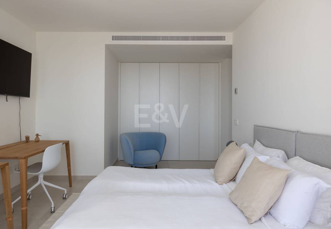 Penthouse duplex de luxe exclusif avec vue panoramique spectaculaire à Aloha.