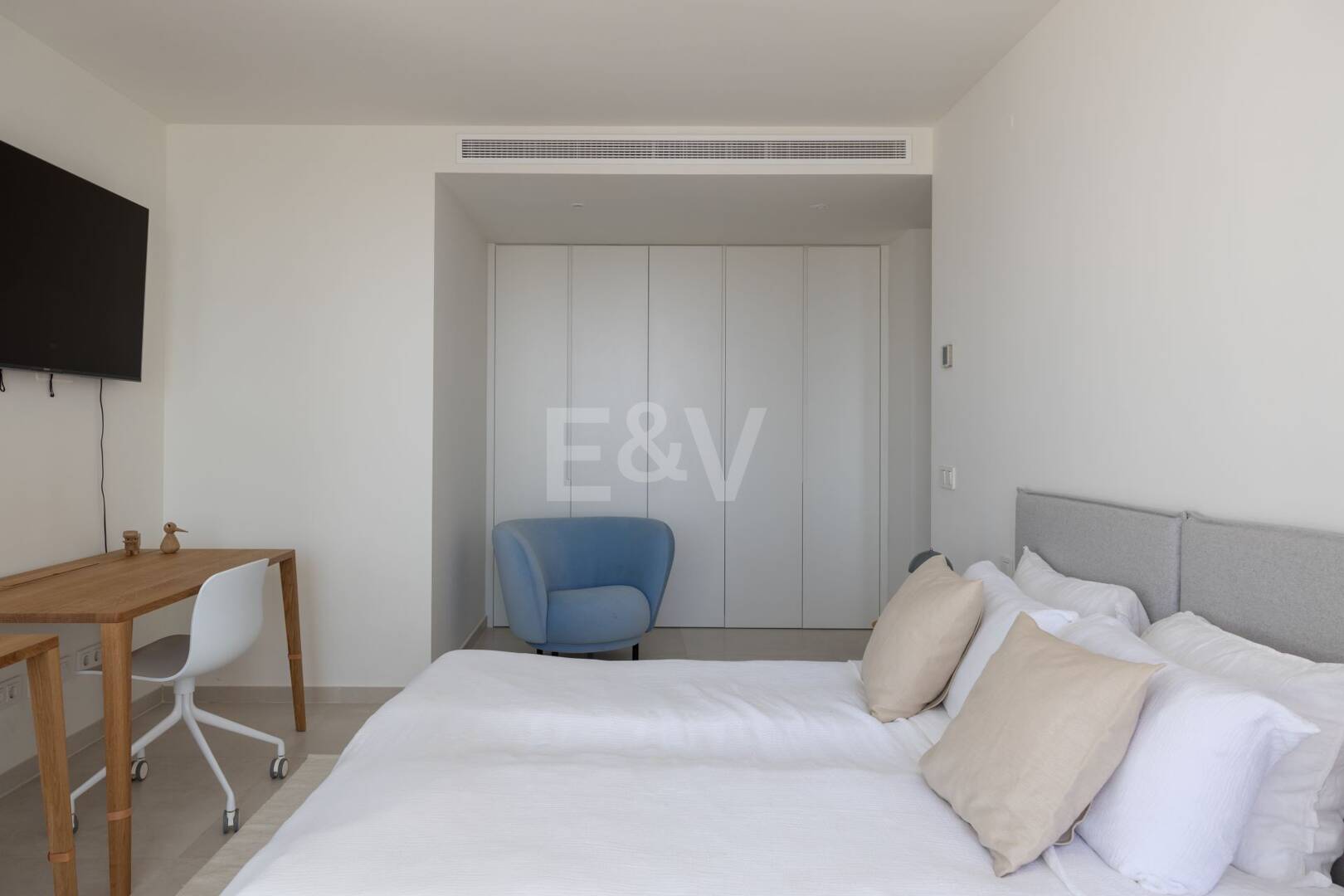 Penthouse duplex de luxe exclusif avec vue panoramique spectaculaire à Aloha.