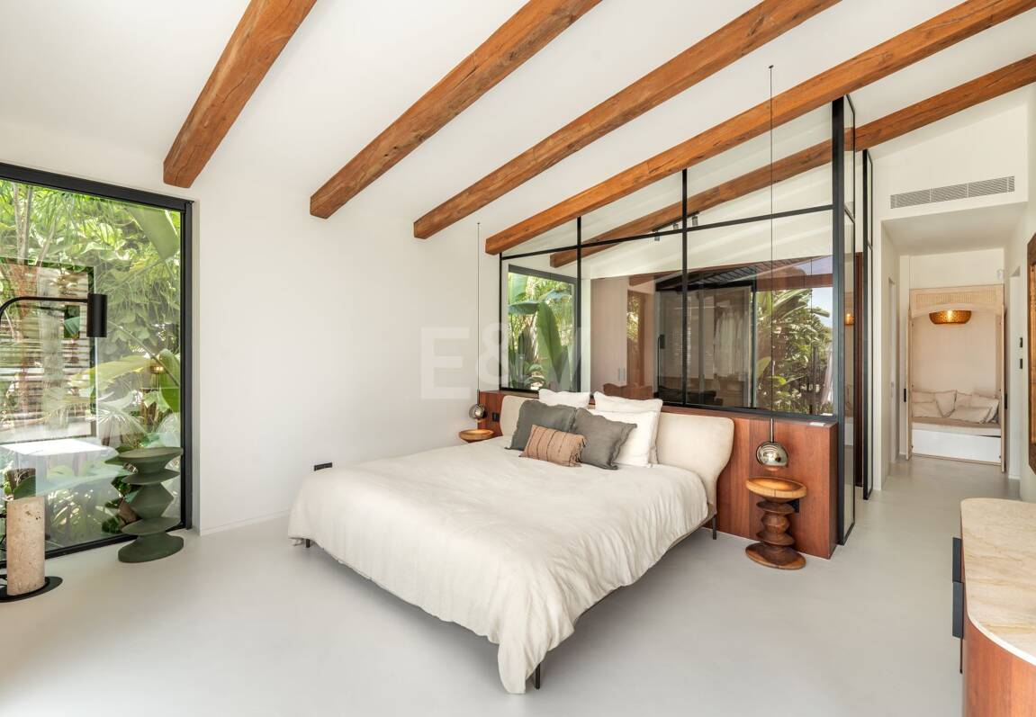 Luxusvilla im exklusiven Los Naranjos Golf Valley von Nueva Andalucía