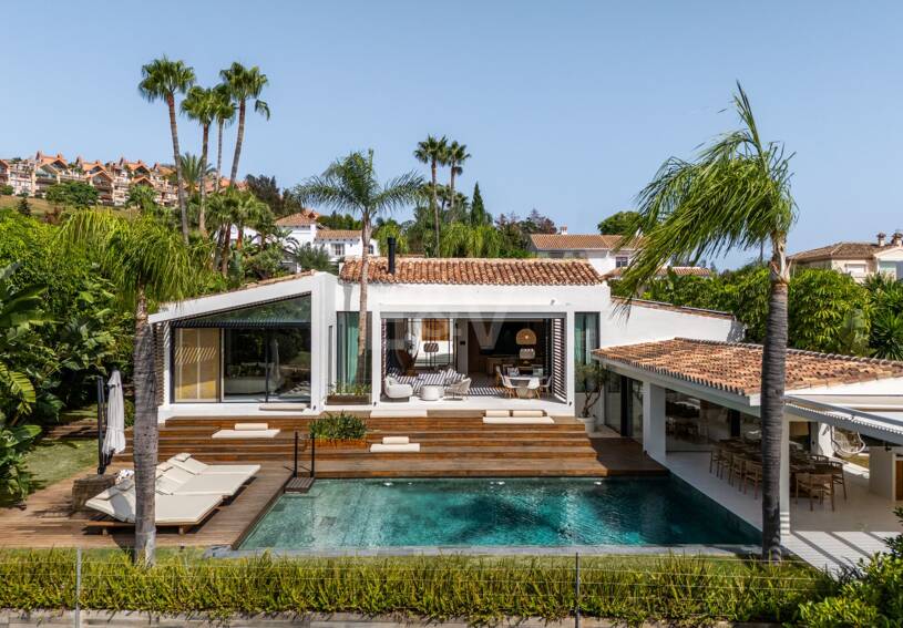 Luxusvilla im exklusiven Los Naranjos Golf Valley von Nueva Andalucía