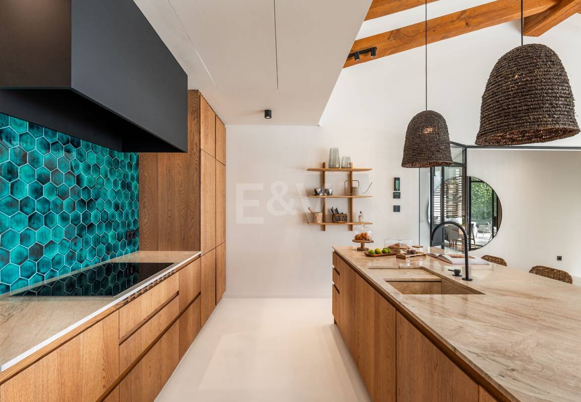 Luxusvilla im exklusiven Los Naranjos Golf Valley von Nueva Andalucía