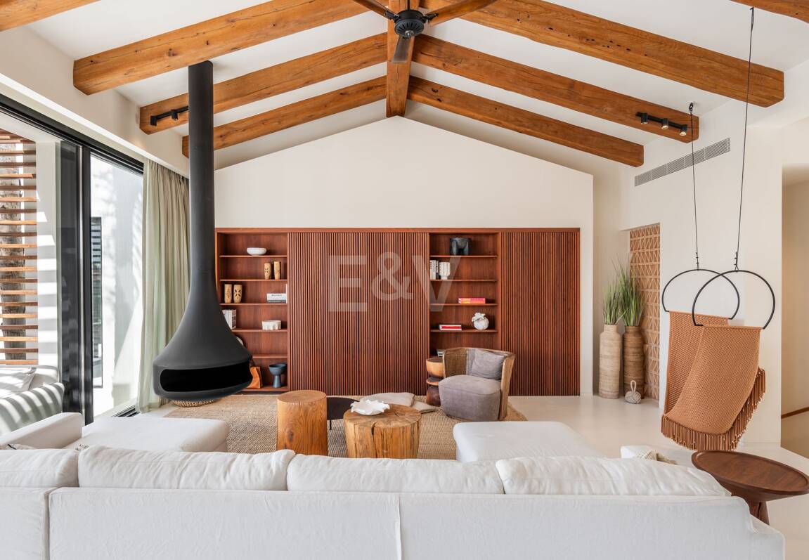 Luxusvilla im exklusiven Los Naranjos Golf Valley von Nueva Andalucía