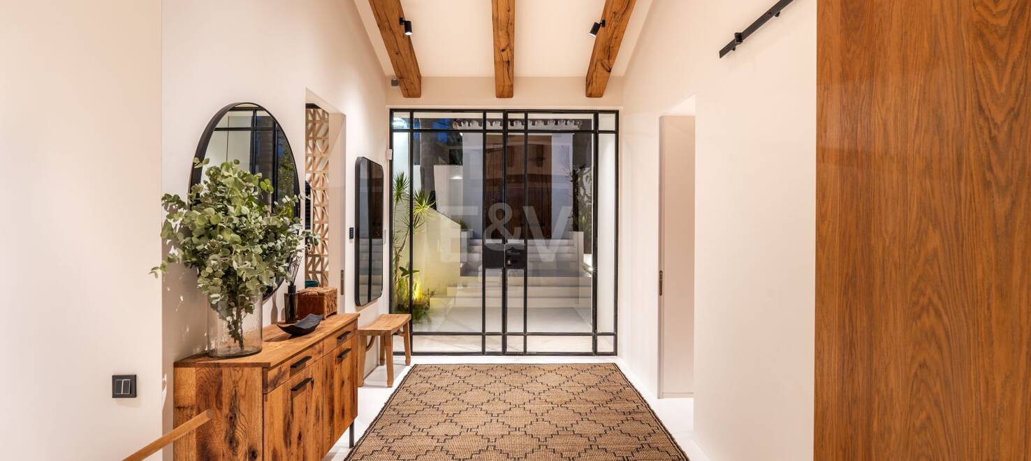 Luxury Villa in Los Naranjos GolfValley