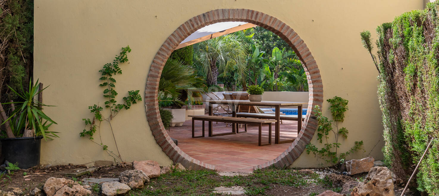 Spacious Family Villa in Hacienda Las Chapas, Marbella