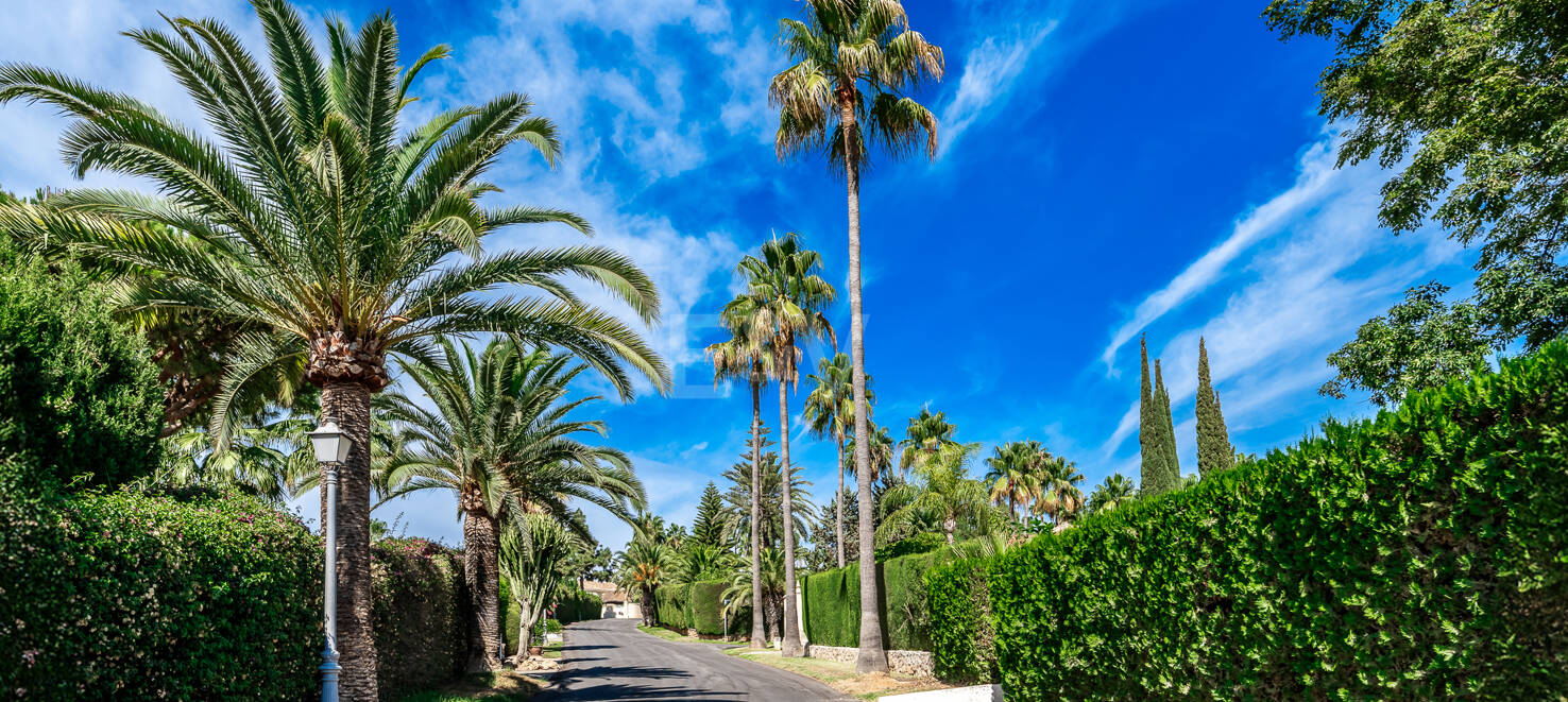 Spacious Family Villa in Hacienda Las Chapas, Marbella
