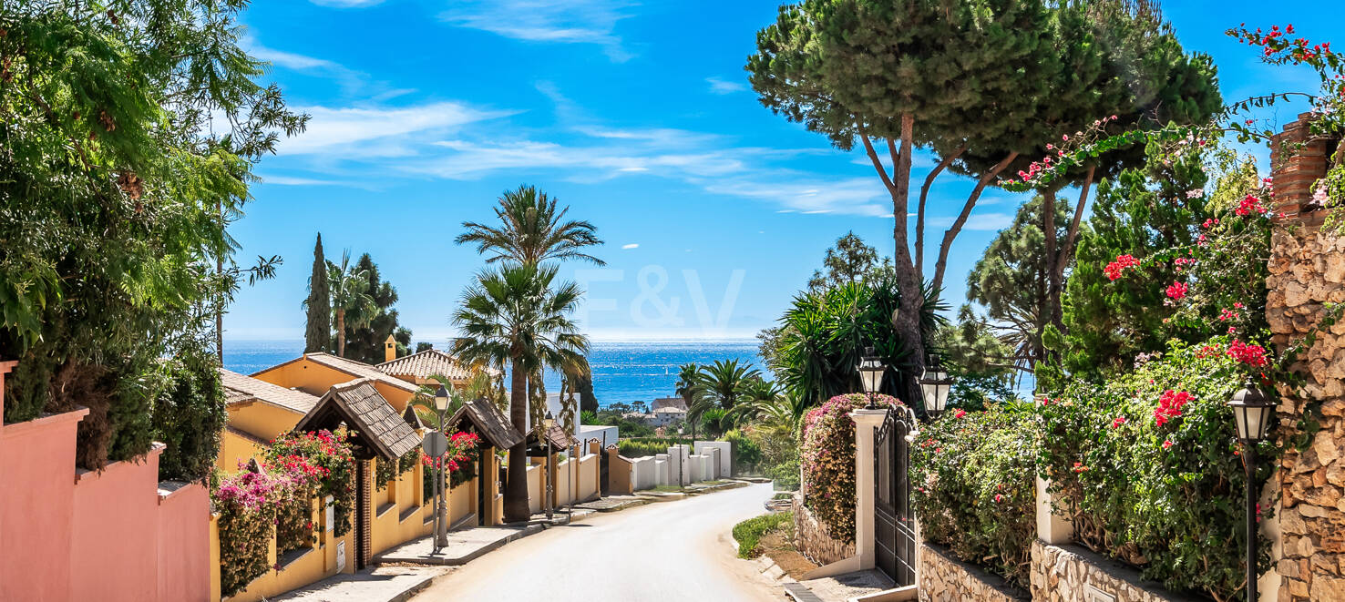 Spacious Family Villa in Hacienda Las Chapas, Marbella