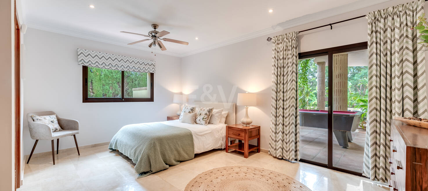 Spacious Family Villa in Hacienda Las Chapas, Marbella