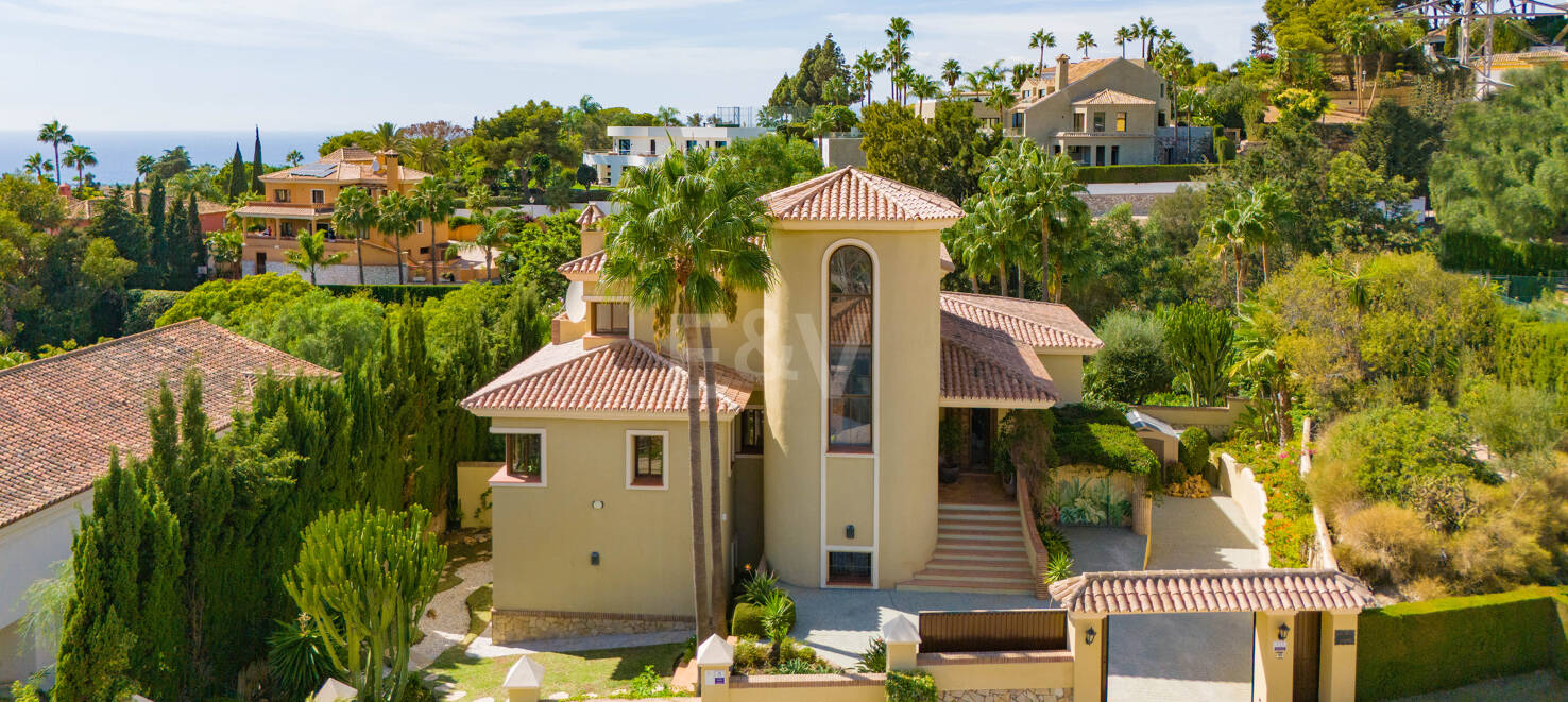 Spacious Family Villa in Hacienda Las Chapas, Marbella