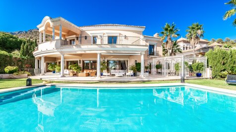 Außergewöhnliche Villa in Sierra Blanca mit atemberaubendem Panoramablick auf das Meer