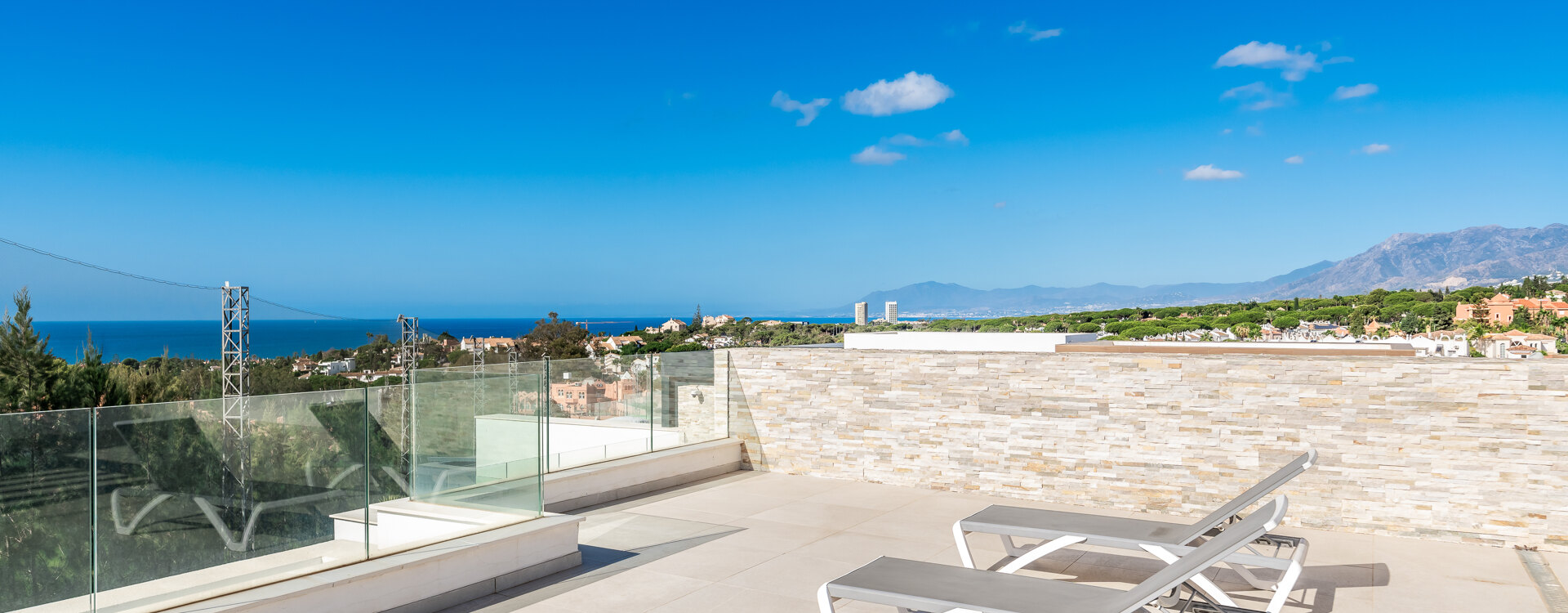 Stunning 3-bedroom Penthouse next to Cabopino Golf