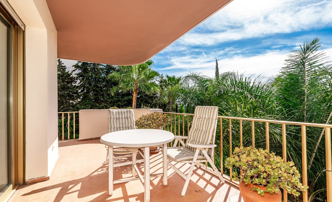 Helles 2-Schlafzimmer-Apartment im Herzen von Puerto Banús