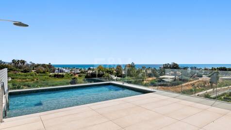 Duplex Penthouse with Rooftop Plunge Pool and Sea Views