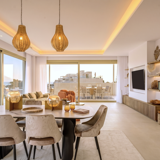 Duplex Penthouse w Benalus z Rooftop Plunge Pool i widoki na morze
