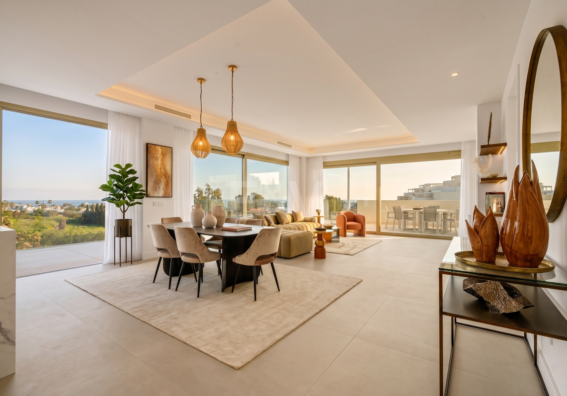 Duplex Penthouse w Benalus z Rooftop Plunge Pool i widoki na morze