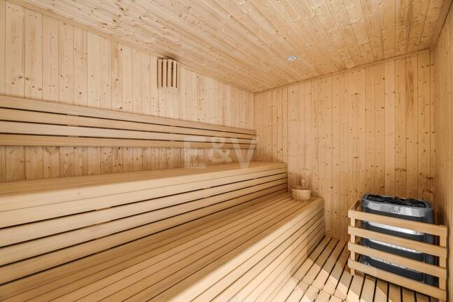 Duplex-Penthouse mit Rooftop-Plunge-Pool und Panoramablick auf das Meer