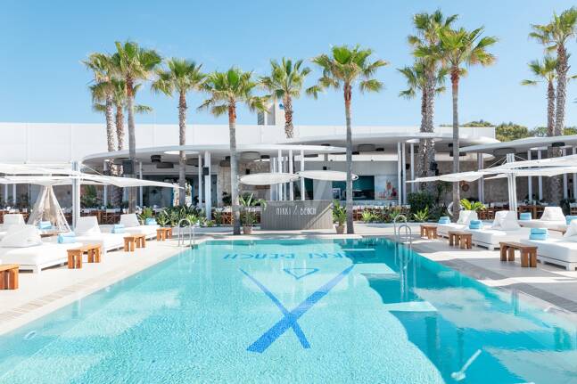 Grundstück mit Bauprojekt in erster Linie am Golfplatz Santa María