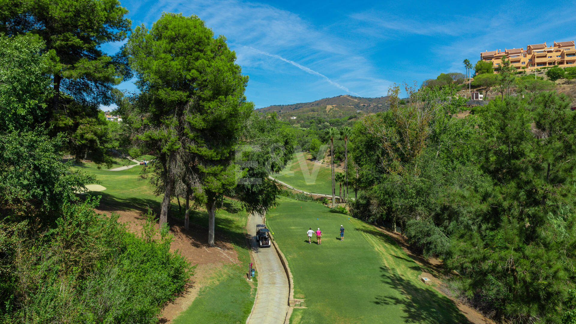 Terrain à Elviria avec Villa Projet en première ligne de Santa María Golf