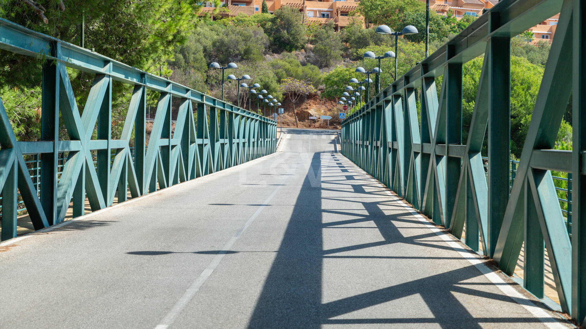 Terrain à Elviria avec Villa Projet en première ligne de Santa María Golf