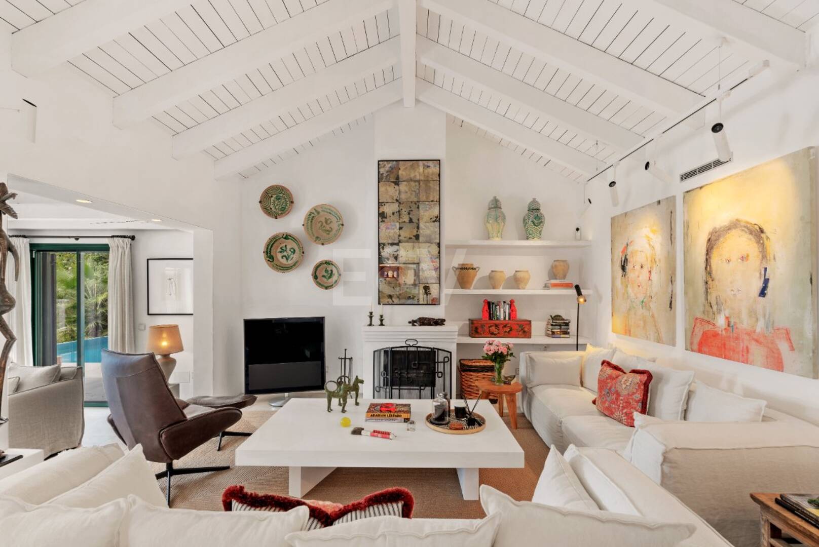 Elegancka willa z panoramicznymi widokami na morze w prestiżu El Madroñal, Benahavís