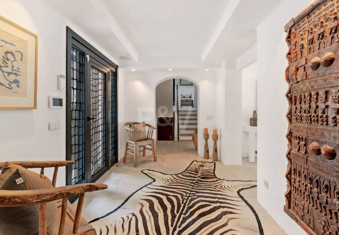 Elegancka willa z panoramicznymi widokami na morze w prestiżu El Madroñal, Benahavís