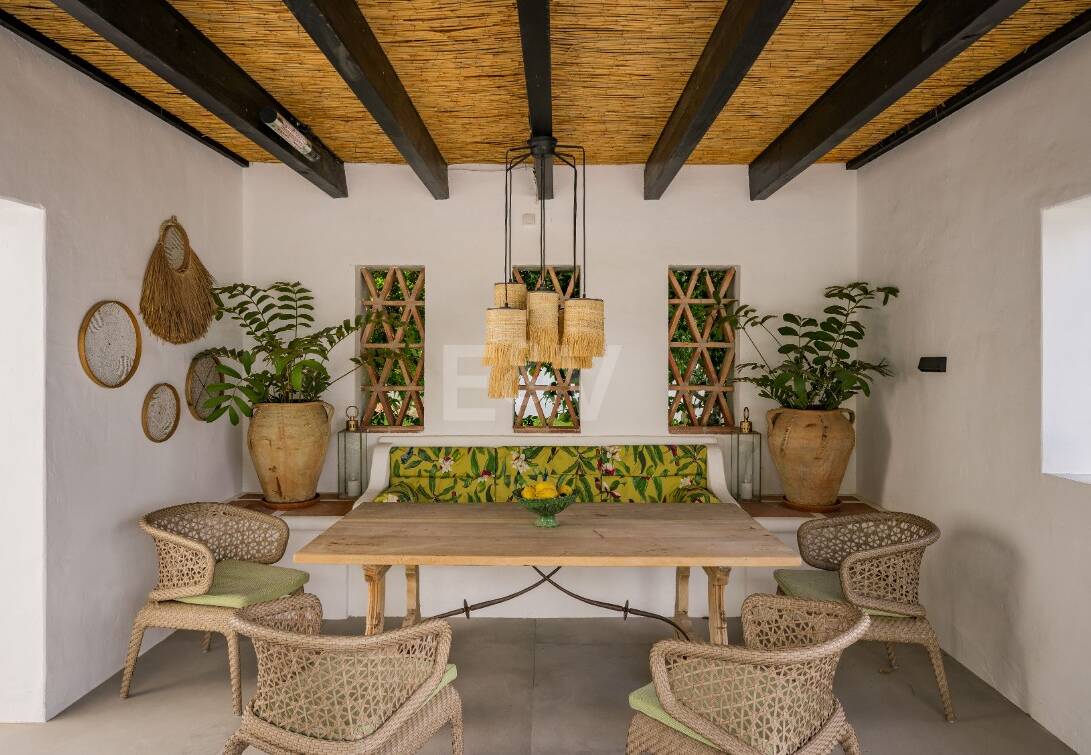 Elegancka willa z panoramicznymi widokami na morze w prestiżu El Madroñal, Benahavís