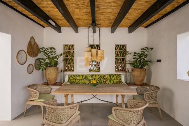 Elegancka willa z panoramicznymi widokami na morze w prestiżu El Madroñal, Benahavís