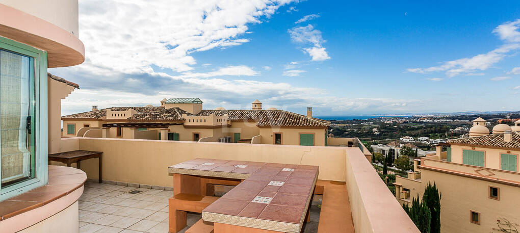 Penthouse with excellent views in Flamingos