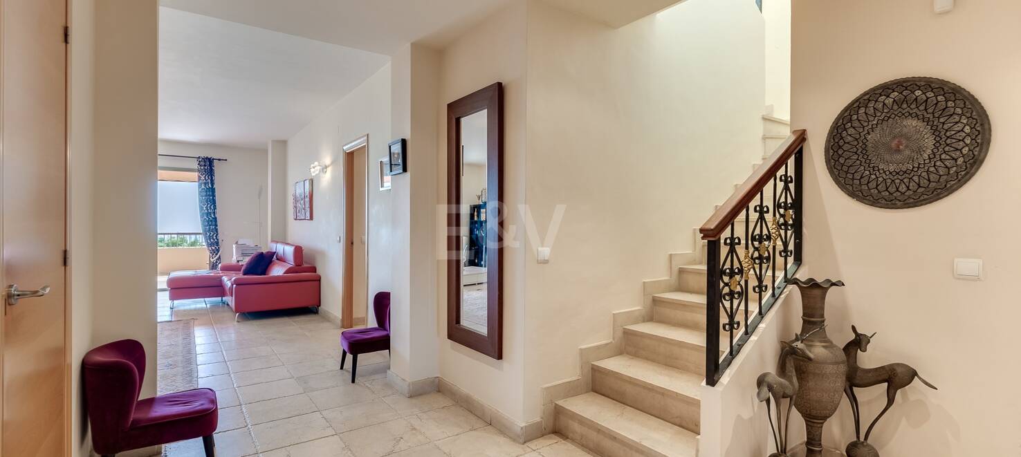 Penthouse with excellent views in Flamingos