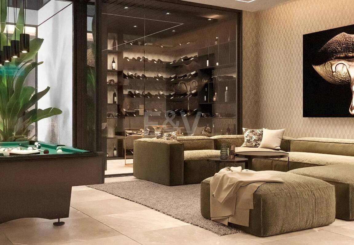 Modern gem within a green setting in El Madroñal