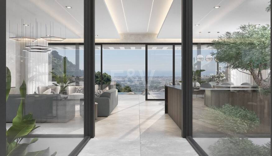 Modern gem within a green setting in El Madroñal