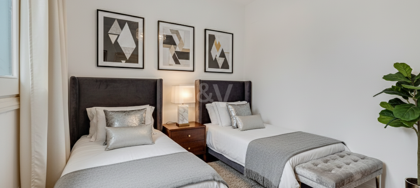 Ground Floor Apartment with Private Garden Steps from the Sea