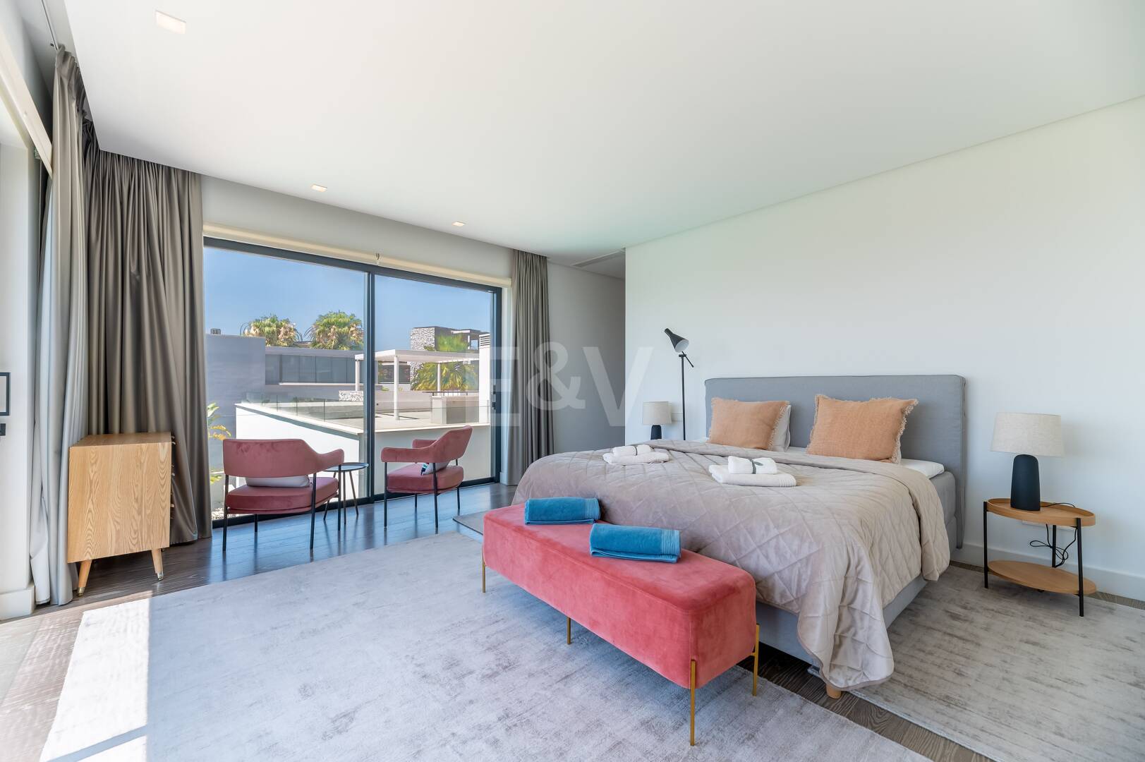 Modern Villa with Stunning Sea Views beside the Golf Course