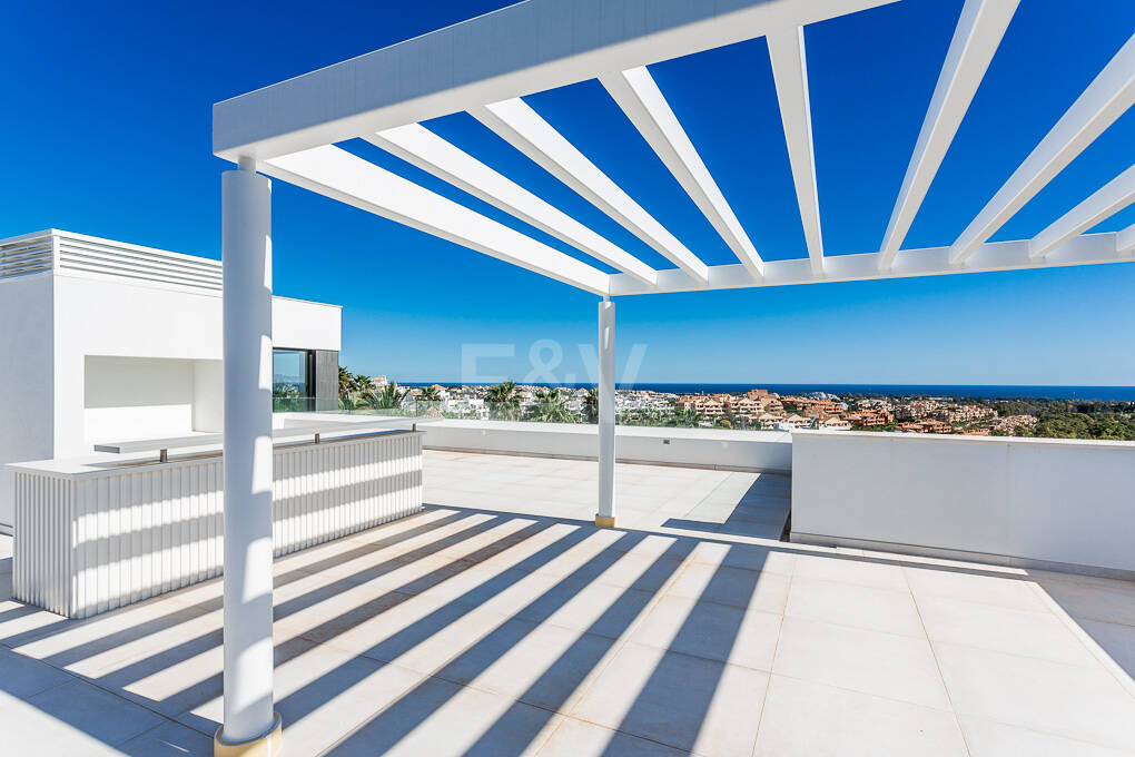 Modern Villa with Stunning Sea Views beside the Golf Course