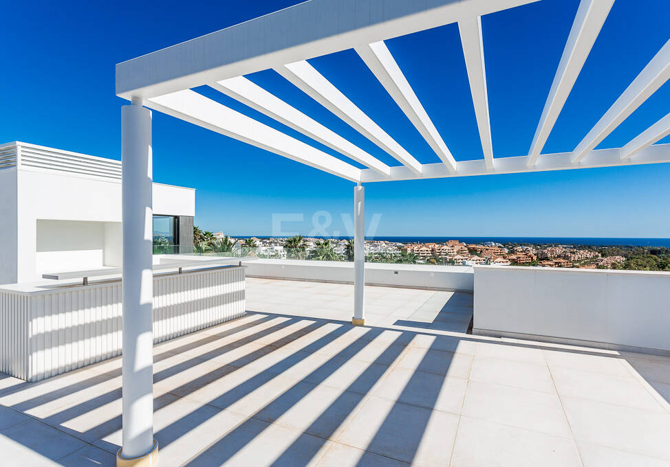 Moderne Villa mit fantastischem Meerblick neben dem Golfplatz